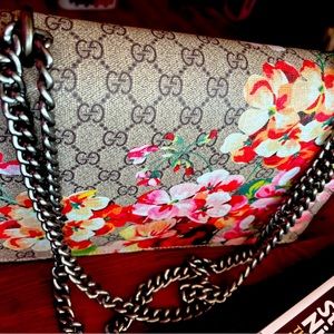 Gucci handbag/purse
